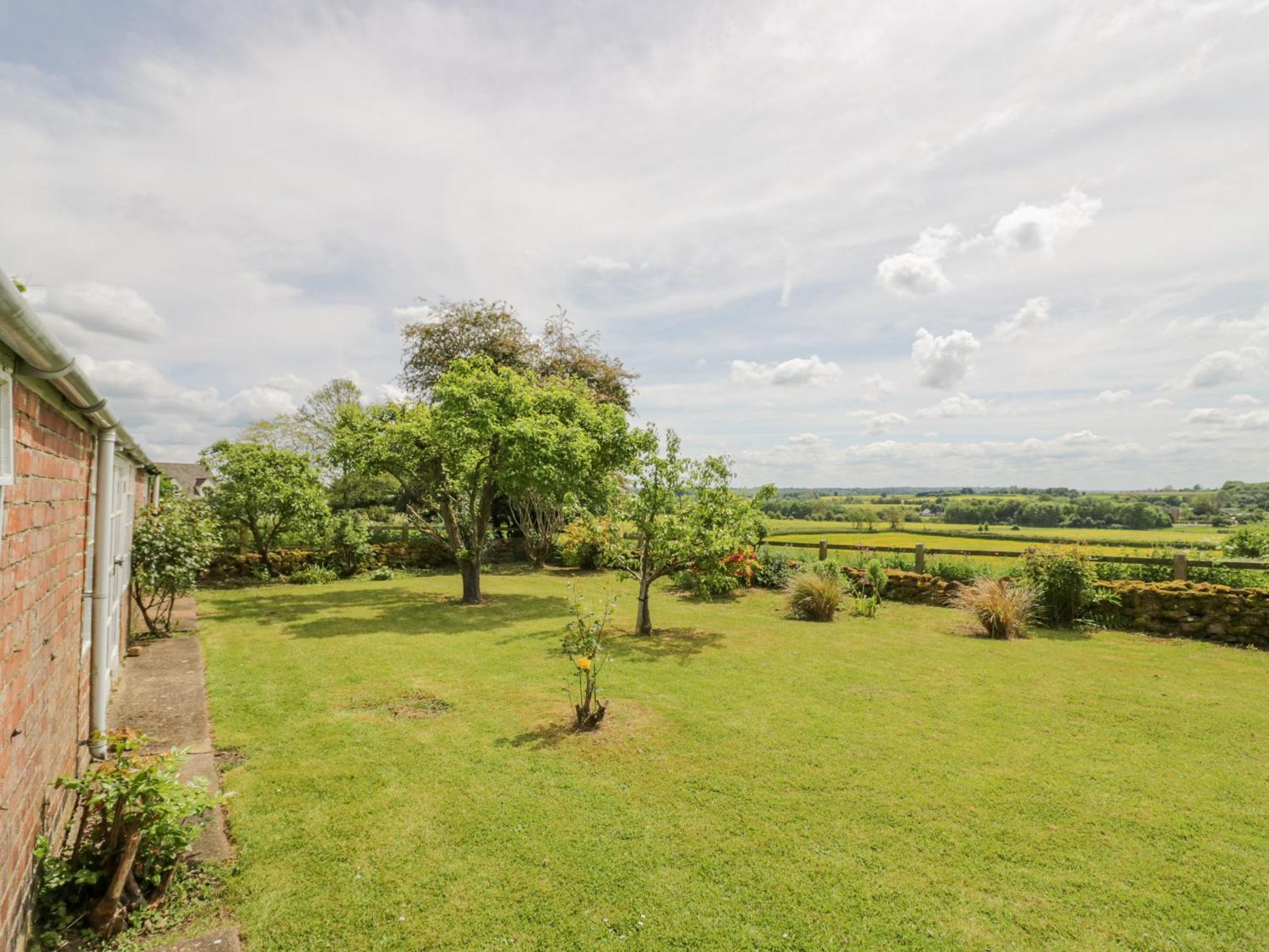 Priors Mead Villa Banbury Exterior photo